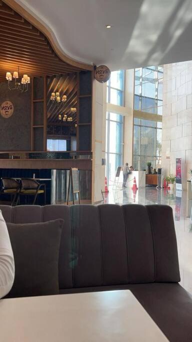 Countryside Luxury Suites - Supernova Noida Nova Deli Exterior foto